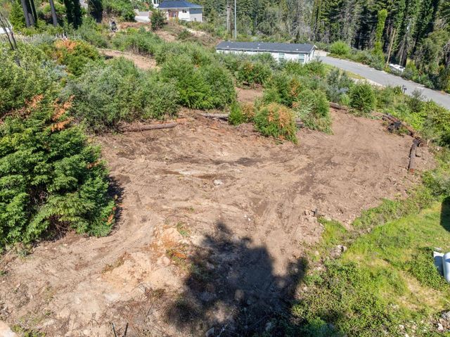 122 Cypress Tree Lane, Boulder Creek, CA 95006