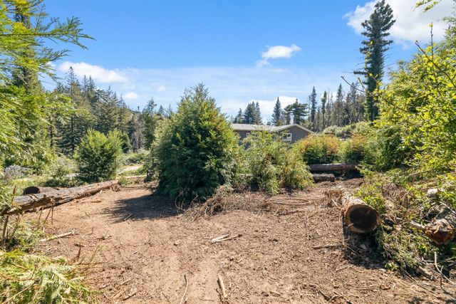122 Cypress Tree Lane, Boulder Creek, CA 95006