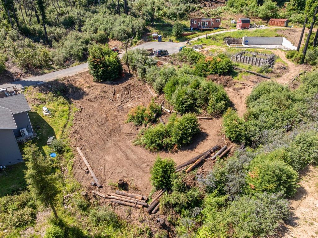 122 Cypress Tree Lane, Boulder Creek, CA 95006