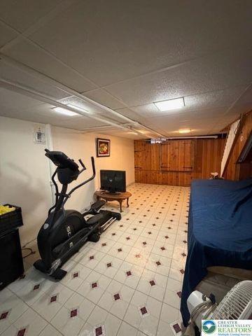 529 North lafayette, Allentown City, PA 18104