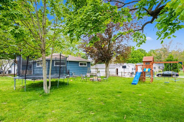 510 W 3rd Street, Buchanan, MI 49107