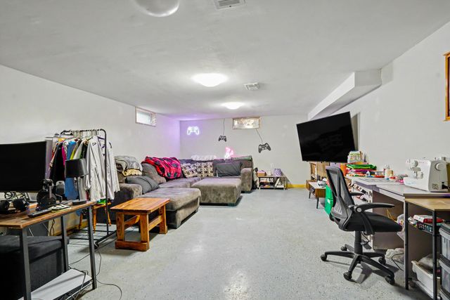510 W 3rd Street, Buchanan, MI 49107