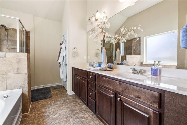 2208 Medlock Lane, Mcdonough, GA 30253