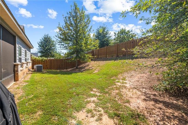 2208 Medlock Lane, Mcdonough, GA 30253