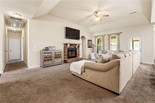 2208 Medlock Lane, Mcdonough, GA 30253