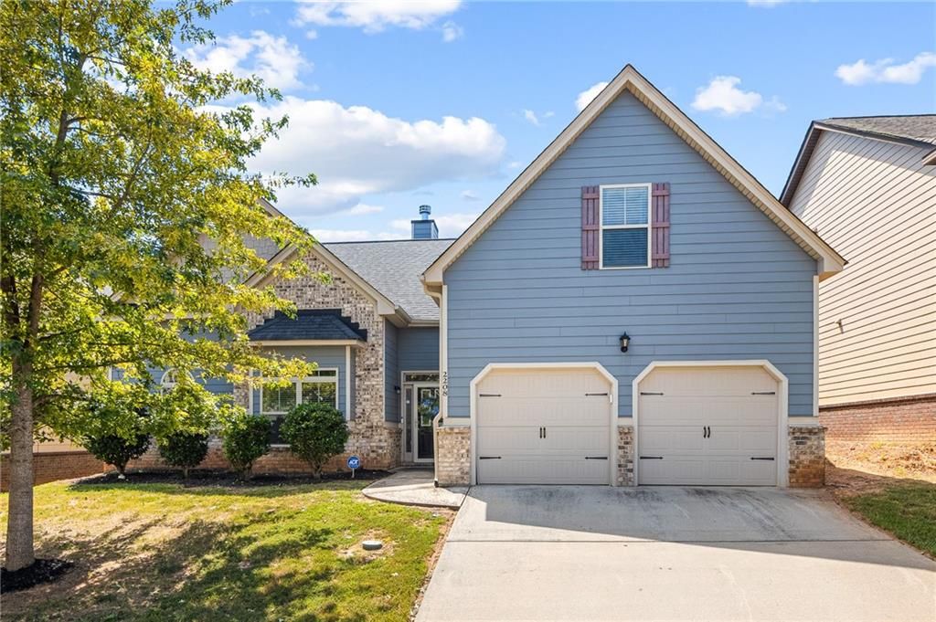 2208 Medlock Lane, Mcdonough, GA 30253