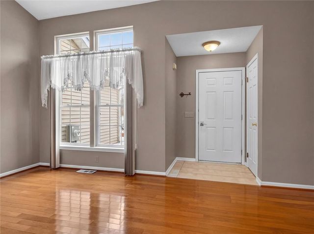 86 Amberwood Place, Greece, NY 14626