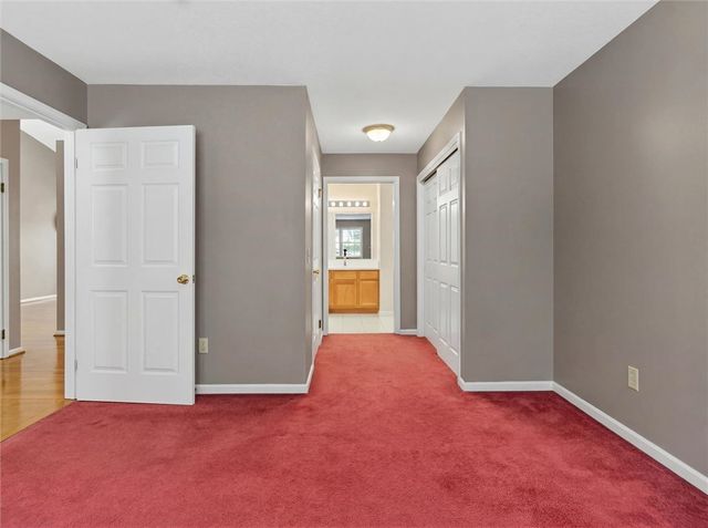 86 Amberwood Place, Greece, NY 14626