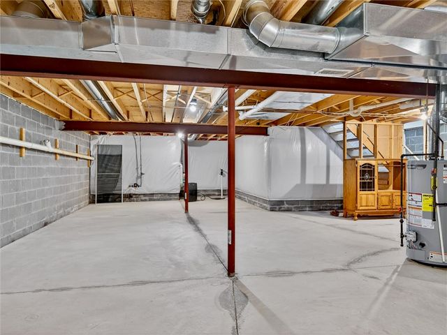 86 Amberwood Place, Greece, NY 14626