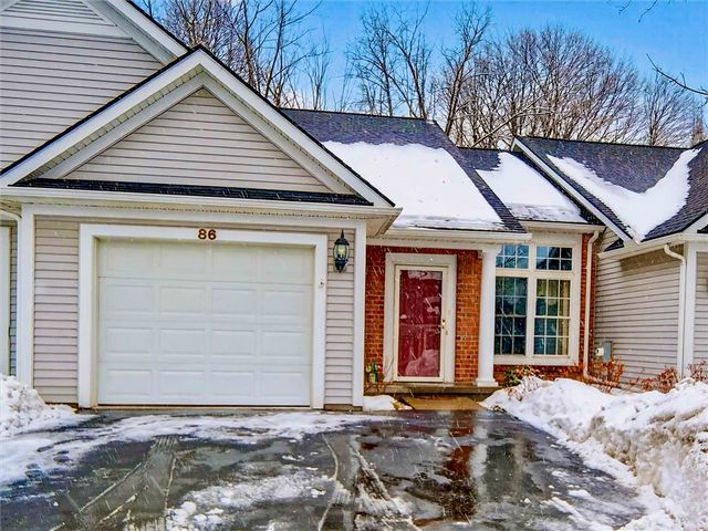 86 Amberwood Place, Greece, NY 14626