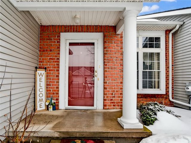 86 Amberwood Place, Greece, NY 14626