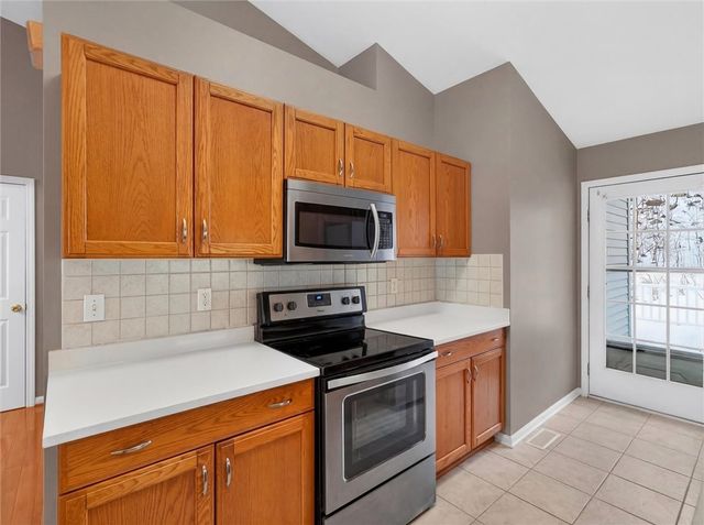 86 Amberwood Place, Greece, NY 14626