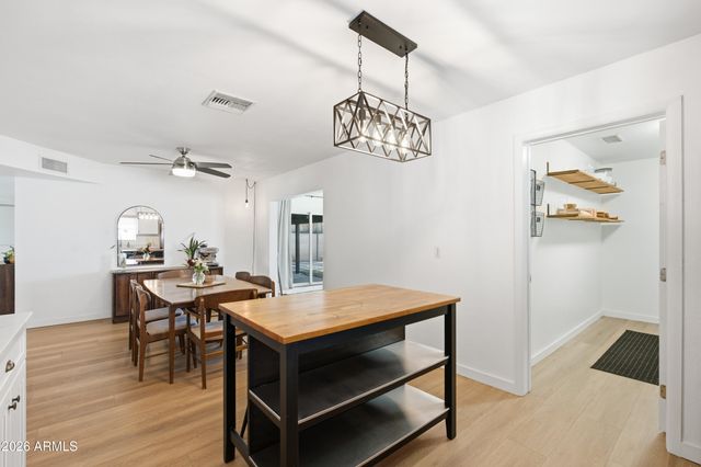 706 N CEDAR Street, Gilbert, AZ 85233