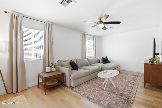 706 N CEDAR Street, Gilbert, AZ 85233
