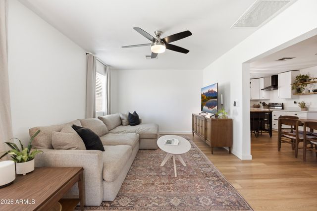 706 N CEDAR Street, Gilbert, AZ 85233
