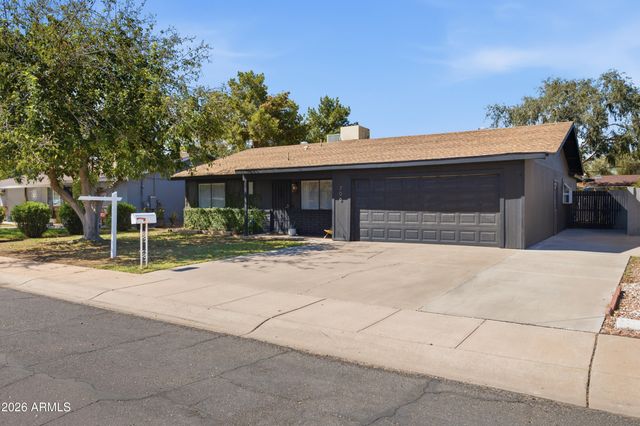 706 N CEDAR Street, Gilbert, AZ 85233