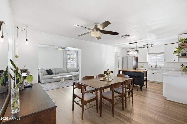 706 N CEDAR Street, Gilbert, AZ 85233