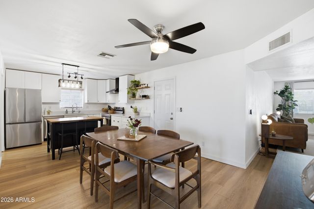 706 N CEDAR Street, Gilbert, AZ 85233