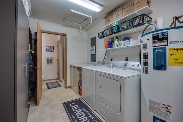 412 Lawn Street, Cambridge, WI 53523