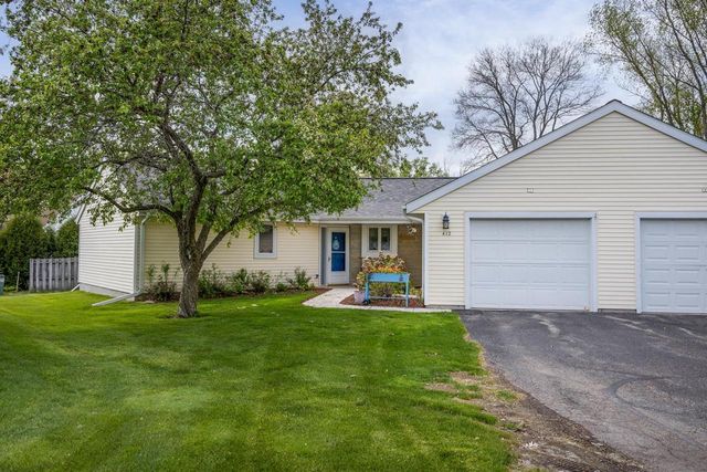 412 Lawn Street, Cambridge, WI 53523