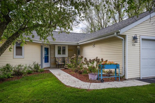 412 Lawn Street, Cambridge, WI 53523