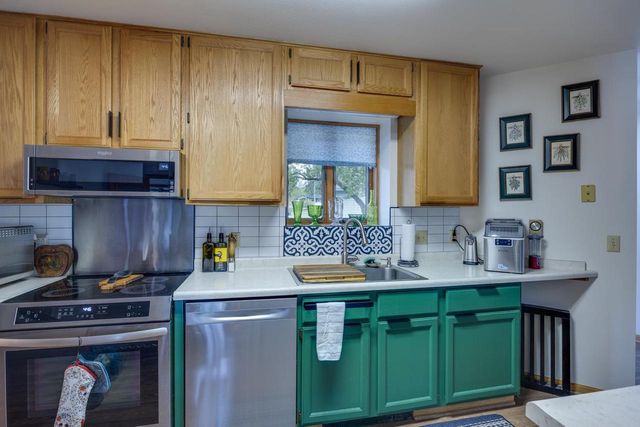 412 Lawn Street, Cambridge, WI 53523