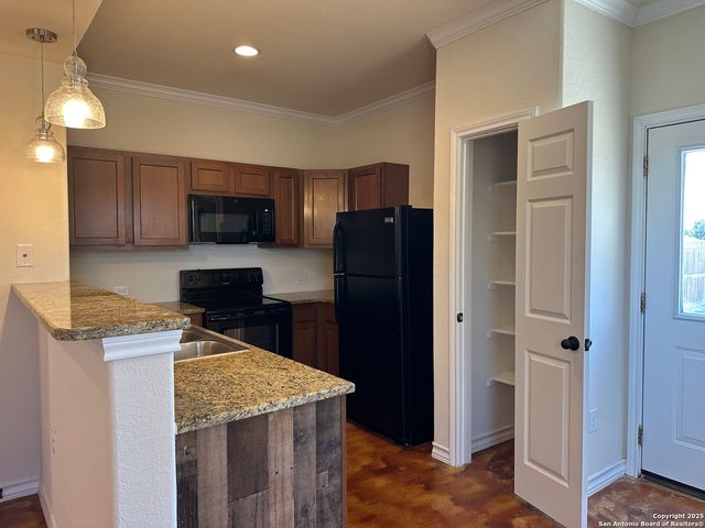 16707 Jupiter Hvn Unit 1, Selma, TX 78154