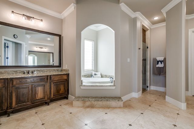 140 Overlook Drive, Aledo, TX 76008