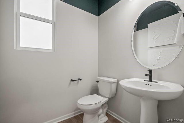 42810 Atwood Avenue, Novi, MI 48375