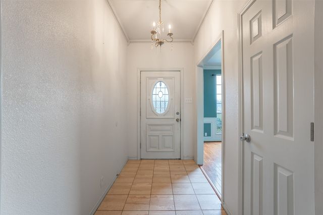 9130 Hanging Moss Drive, Granbury, TX 76049