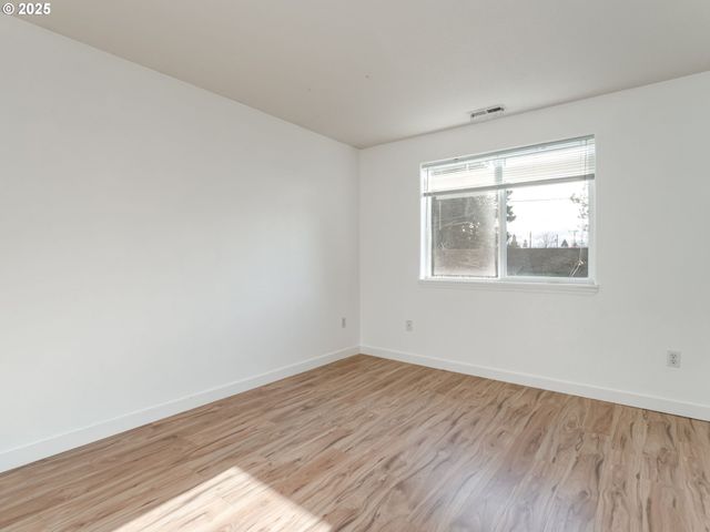 453 Nw LINCOLN St, Hillsboro, OR 97124