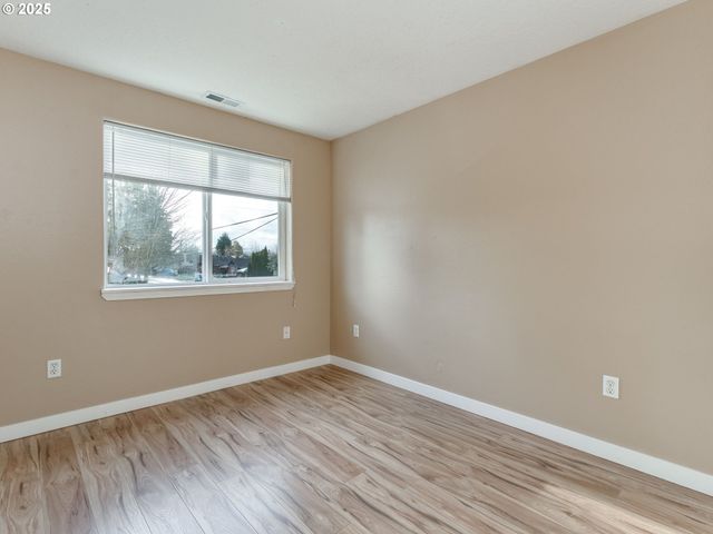 453 Nw LINCOLN St, Hillsboro, OR 97124