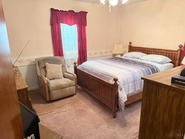 1812 Larchwood Place, Cincinnati, OH 45237