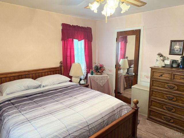 1812 Larchwood Place, Cincinnati, OH 45237