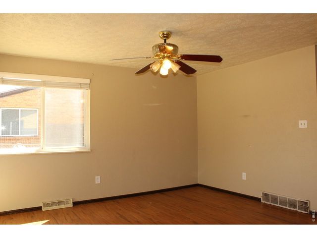 125 21st Ave, Longmont, CO 80501