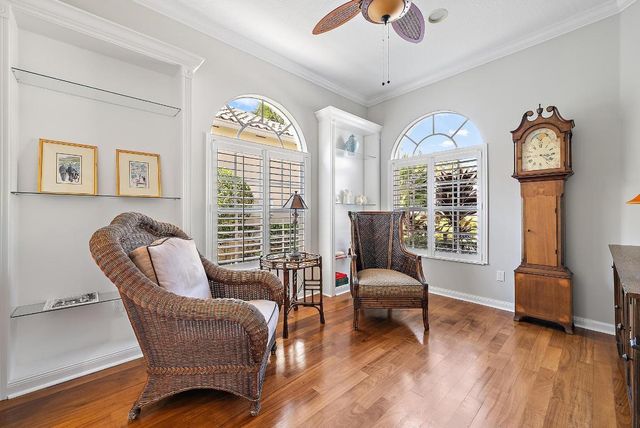 4702 Dovehill Drive, Palm Beach Gardens, FL 33418