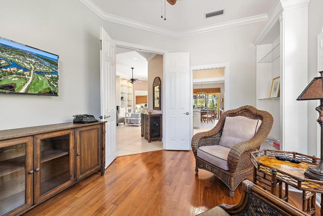 4702 Dovehill Drive, Palm Beach Gardens, FL 33418