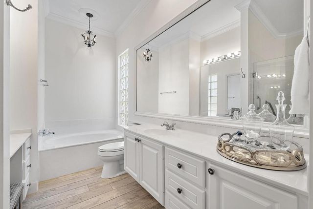 4702 Dovehill Drive, Palm Beach Gardens, FL 33418