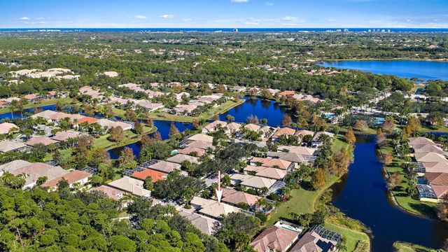 4702 Dovehill Drive, Palm Beach Gardens, FL 33418
