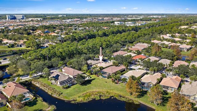 4702 Dovehill Drive, Palm Beach Gardens, FL 33418