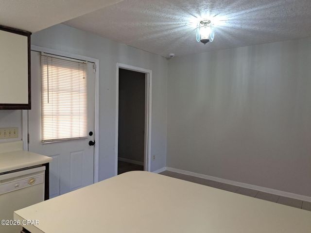 4837 S Lakewood Drive, Panama City, FL 32404