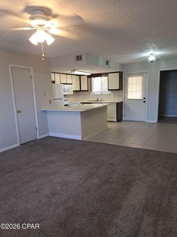 4837 S Lakewood Drive, Panama City, FL 32404