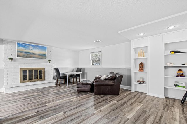 9116 Poplar Bridge Road, Bloomington, MN 55437