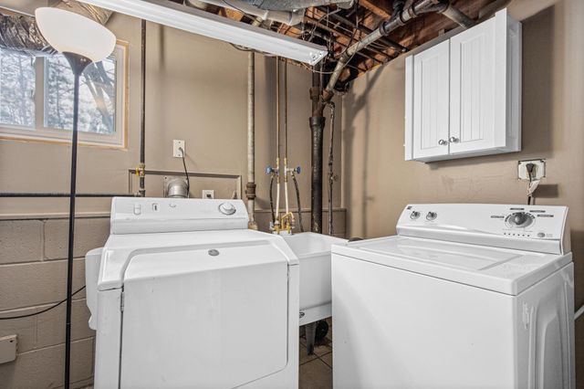 9116 Poplar Bridge Road, Bloomington, MN 55437