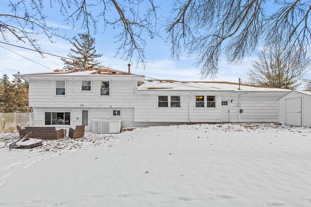 9116 Poplar Bridge Road, Bloomington, MN 55437