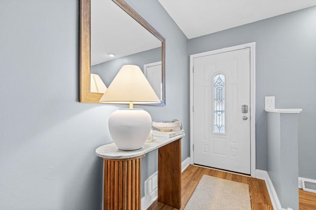 9116 Poplar Bridge Road, Bloomington, MN 55437