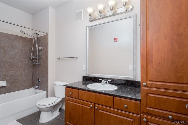 600 13th E 915, Tuscaloosa, AL 35401