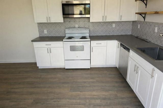 7402 Saladin Avenue, 29 Palms, CA 92277