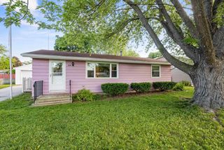 328 BRANTWOOD DRIVE, Neenah, WI 54956