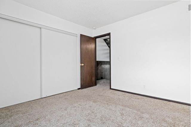 5636 Brookdale Drive N, Brooklyn Park, MN 55443